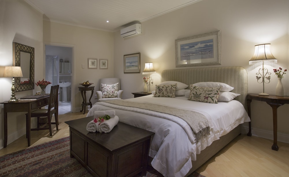 1 BEDROOM, DELUXE