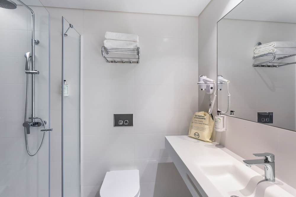 B&B HOTEL Olhao Algarve 20/20