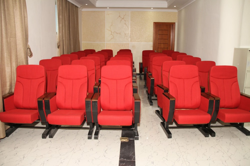 Emmad Furnished Hotel 40/50