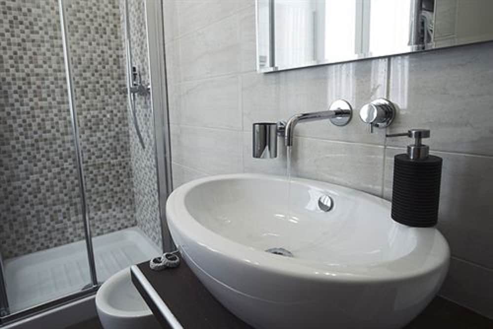 Relais Bocca di Leone 32/35