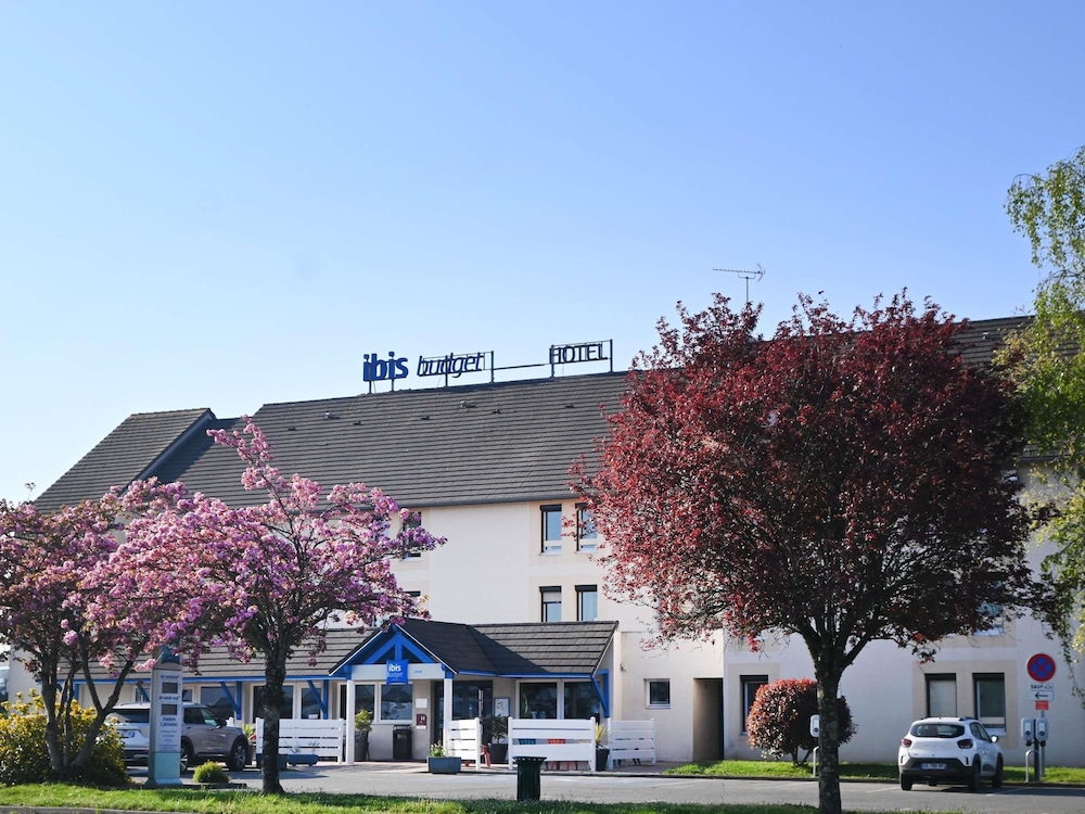 Ibis Budget Laval 9/67