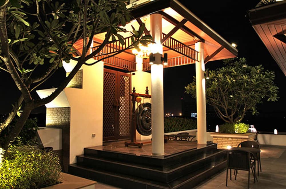 Suvarnabhumi Suite 13/66