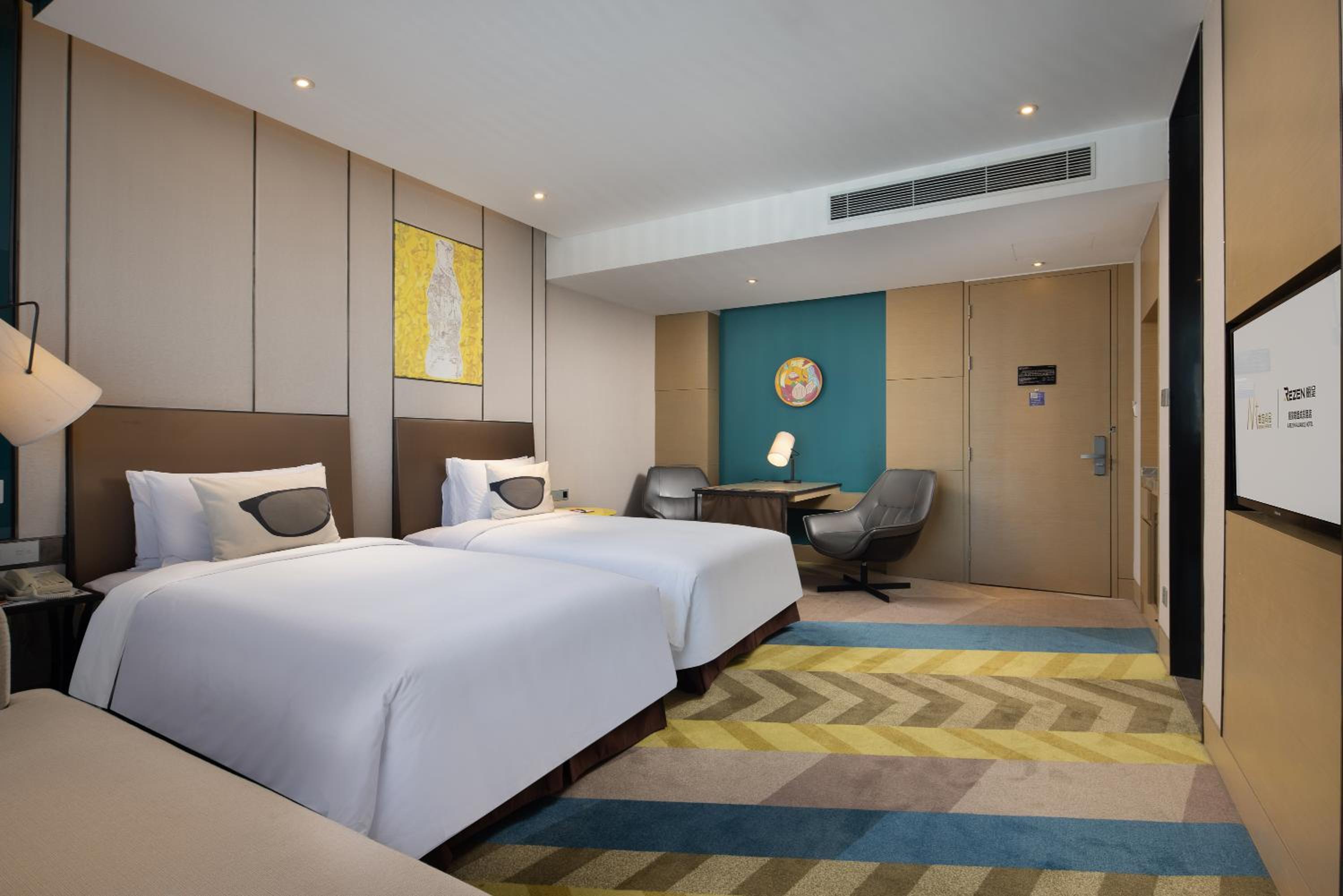 SUPERIOR TWIN BED