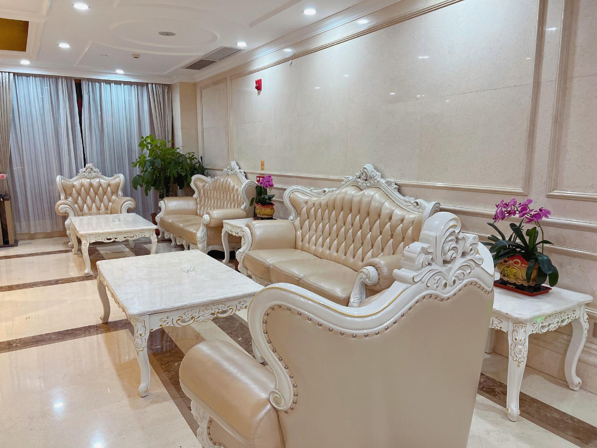 Vienna Hotel (Huidong Jilong) 24/33