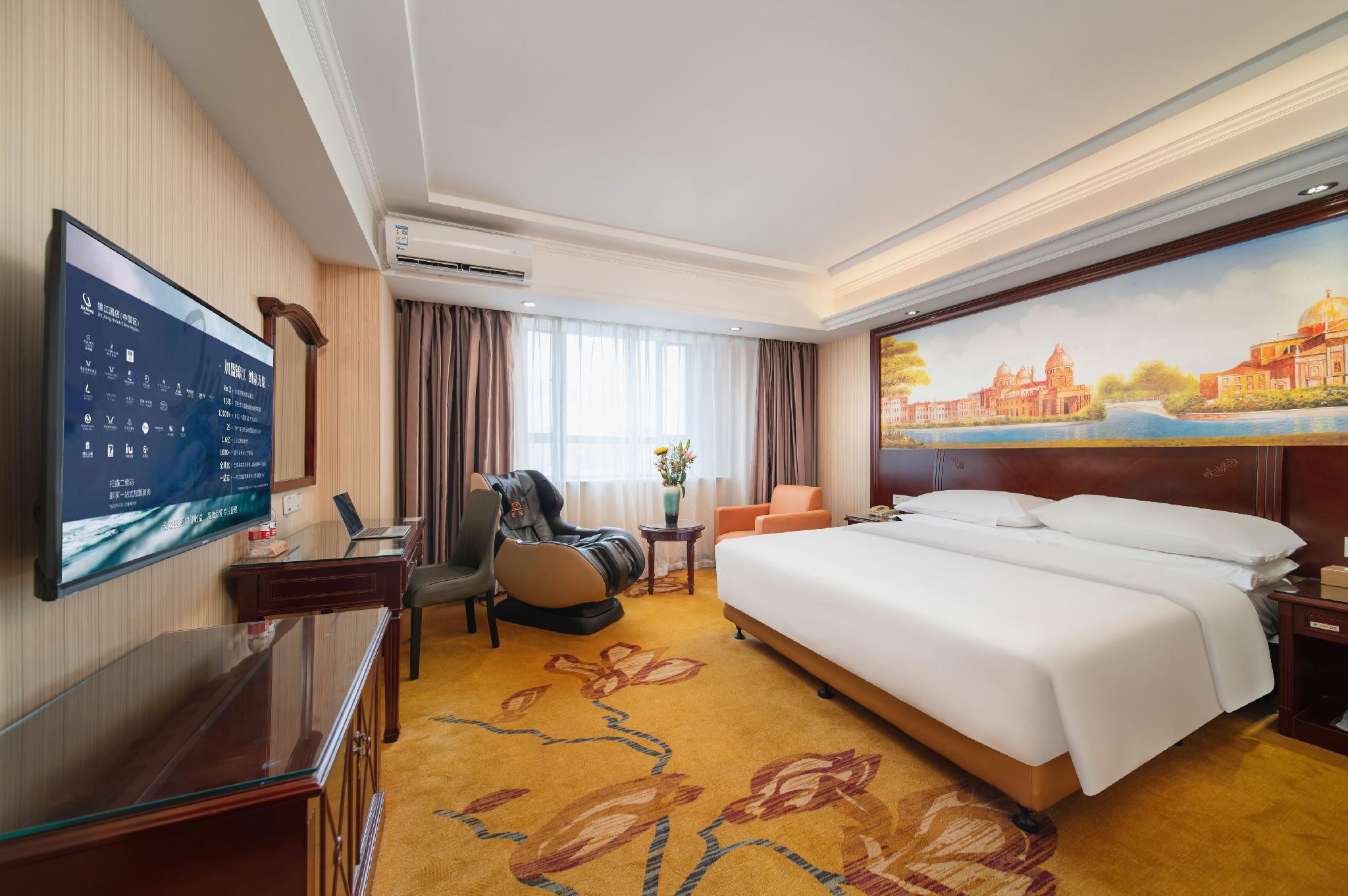 Vienna Hotel (Dongguan Chang'an Railway Station Bubugao) 29/46