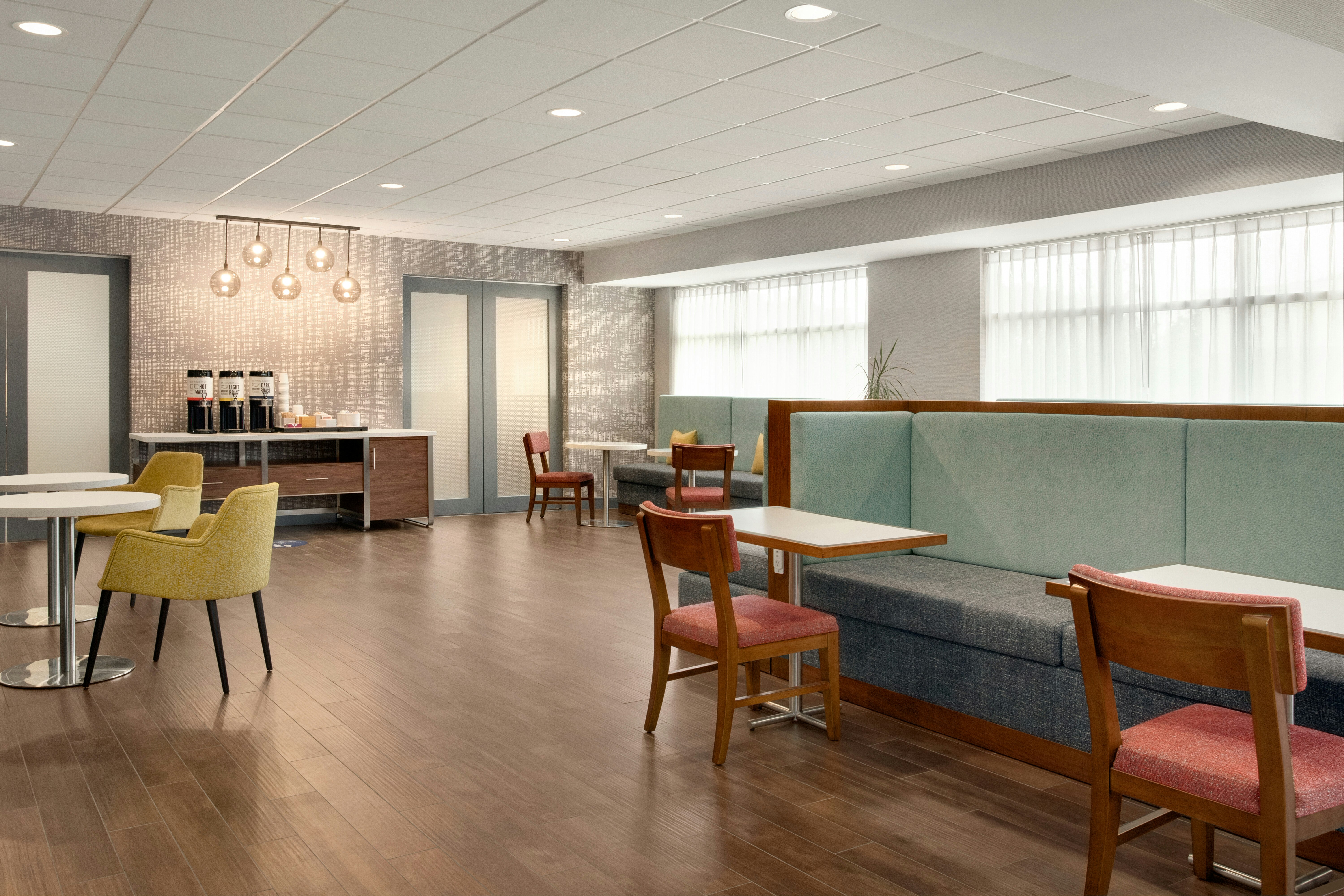 Hampton Inn St Louis Columbia 32/37