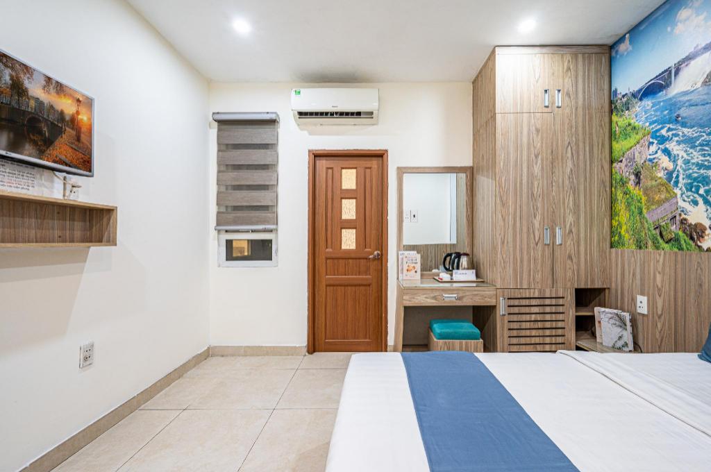 Cozrum - Love Hotel Tran Binh Trong 12/54