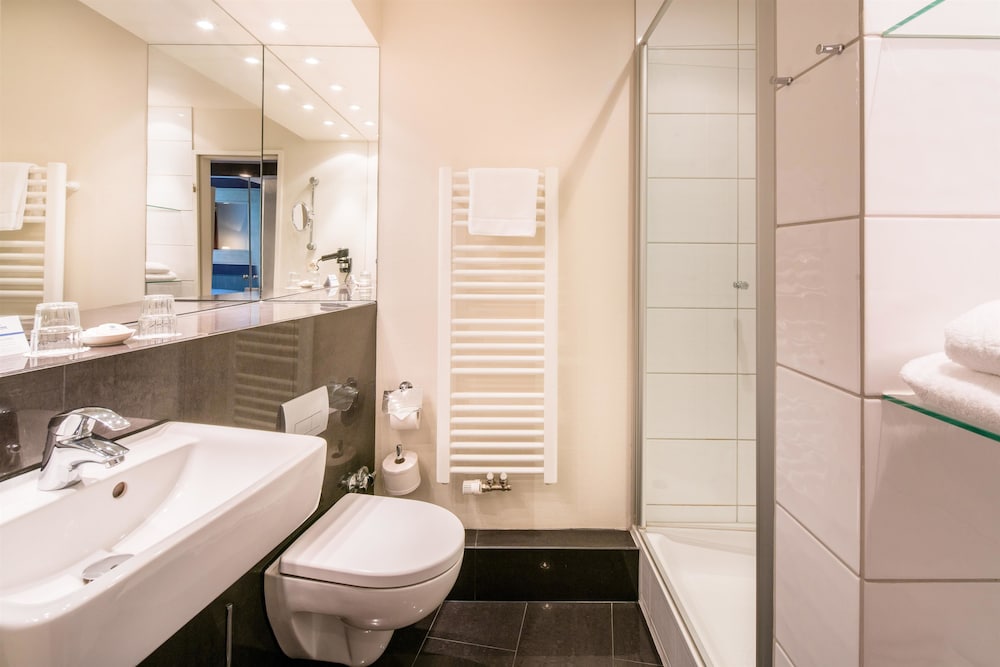 Best Western Hotel Hamburg International 7/55