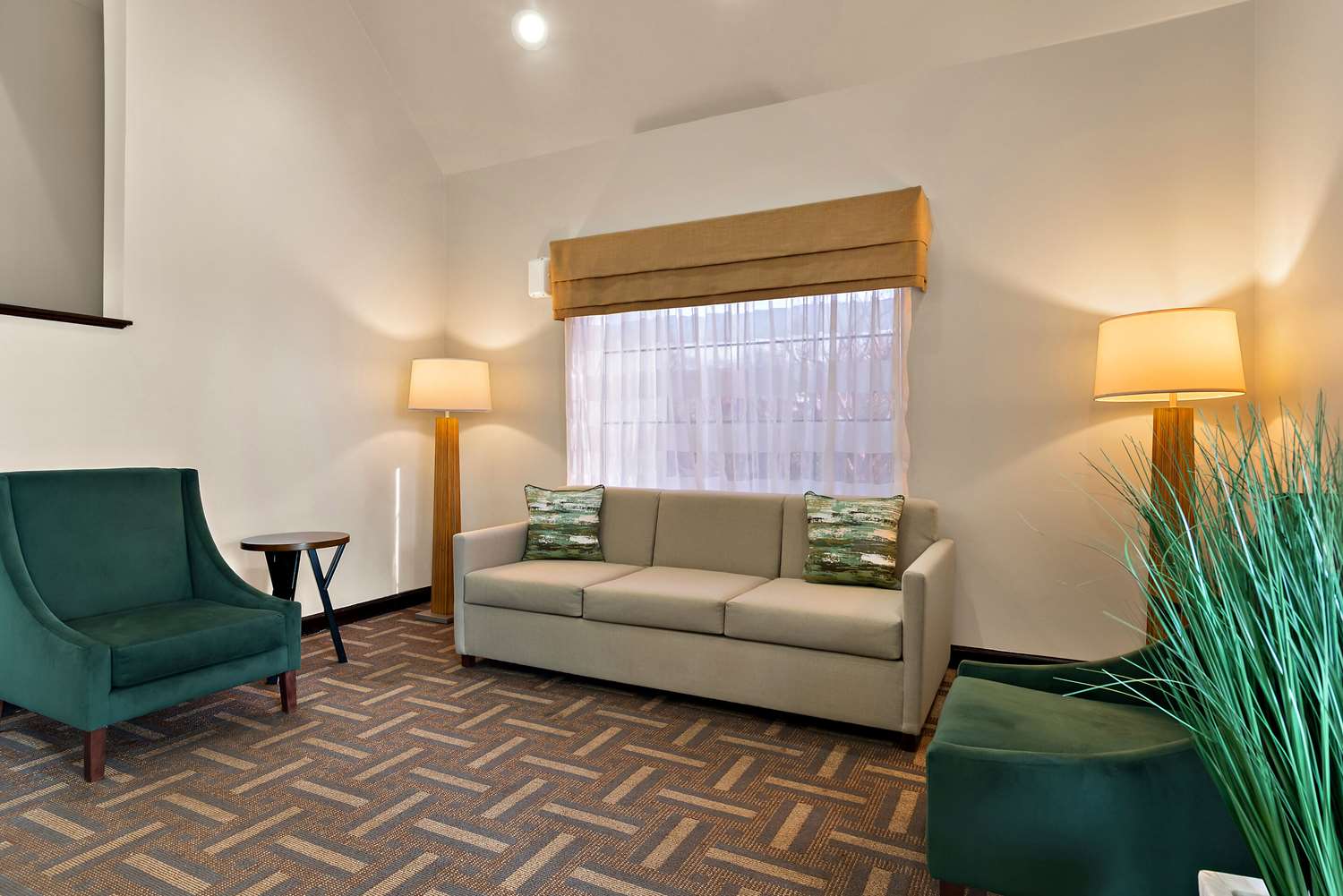 Quality Inn Memphis Northeast Near I-40 20/22