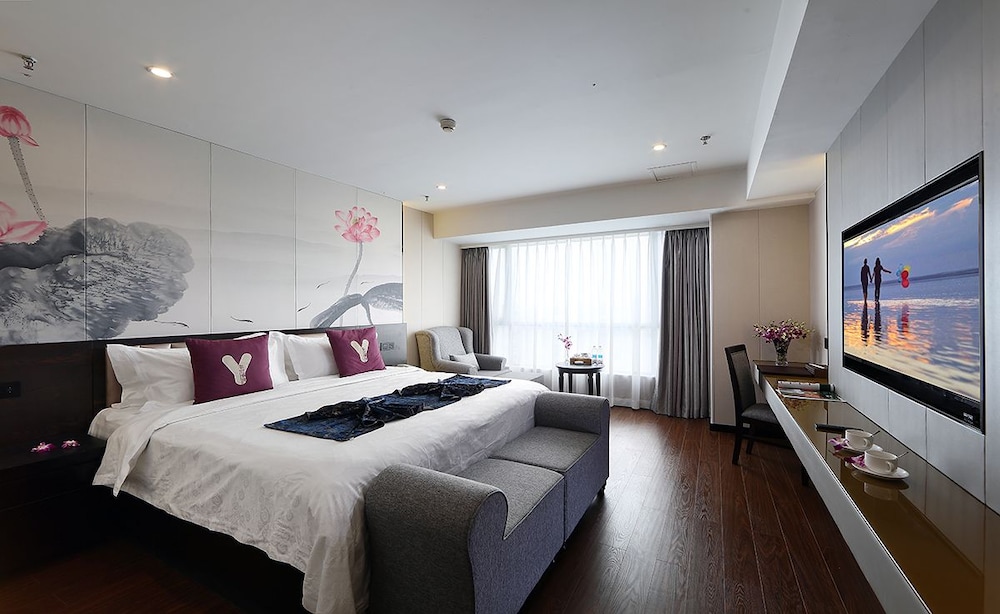 Xiamen Hooray Hotel 8/34