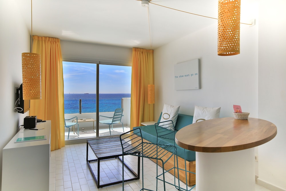 AMA Ibiza Beachfront Suites - Adults Only 38/64