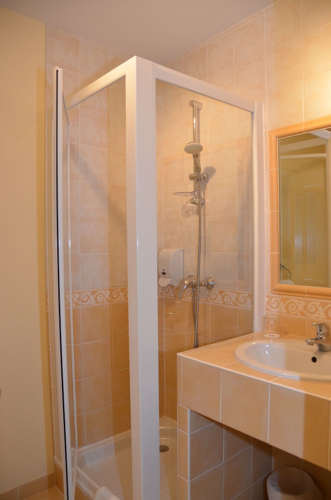 Hotel Et Spa Les Cleunes Oleron 24/74