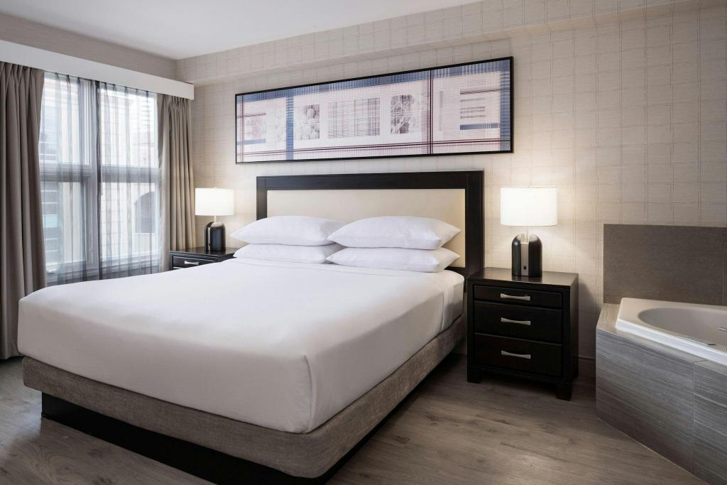1 Bedroom, Condominium, Grand, King Bed, City View, Sofa, Jetted Tub
