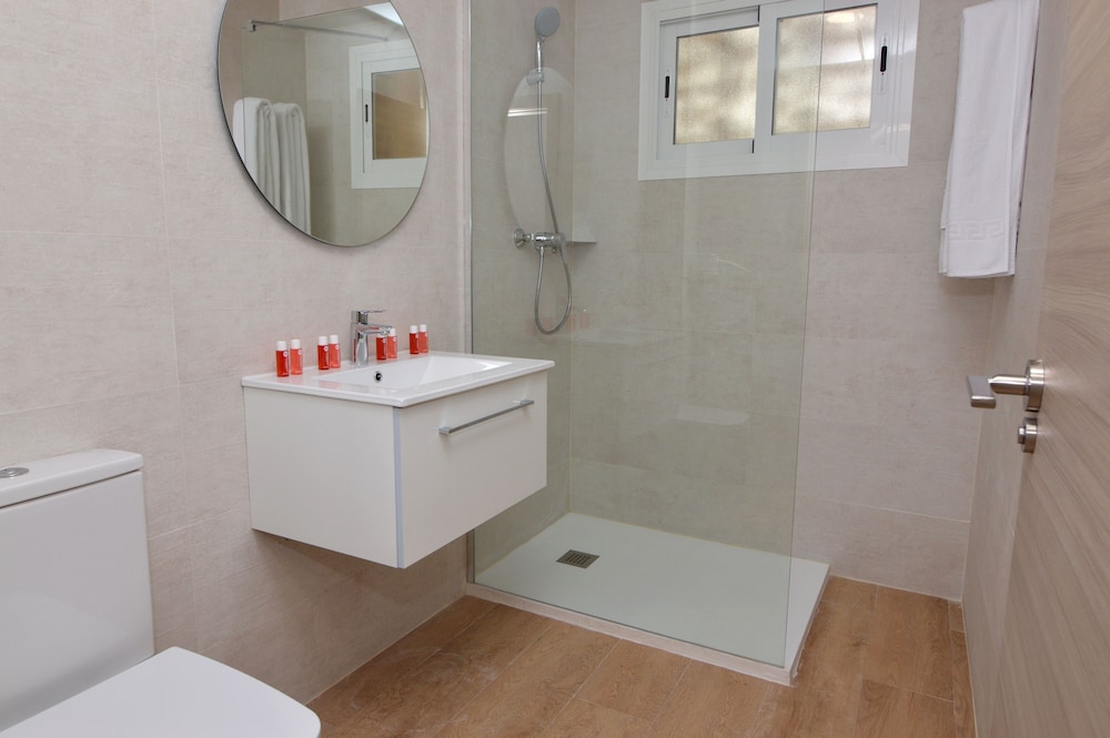 ODYSEA APARTAMENTOS 46/50