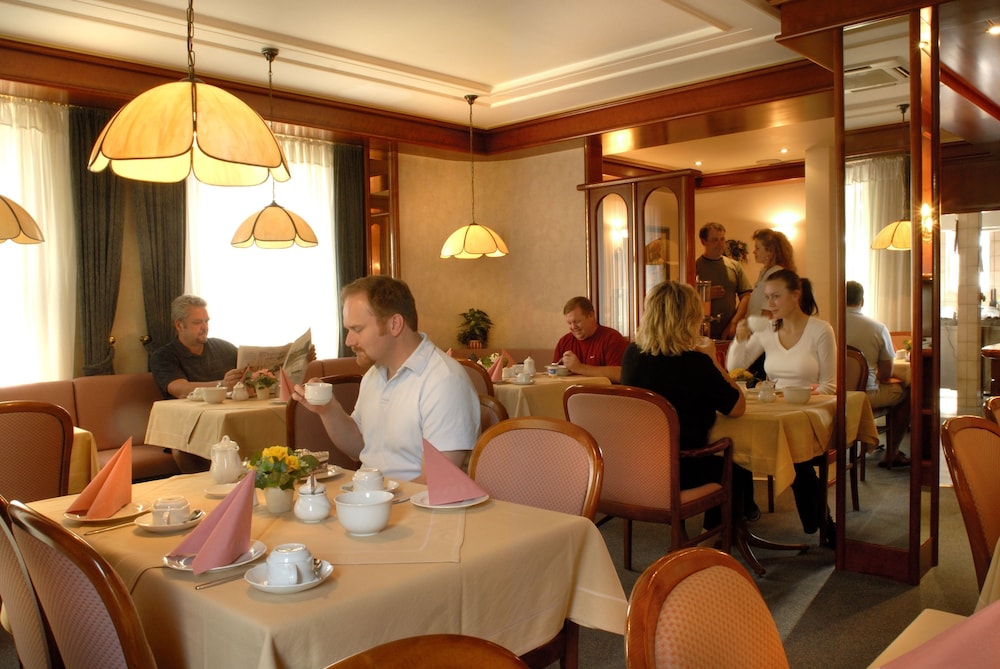 Hotel am Schelztor 23/34