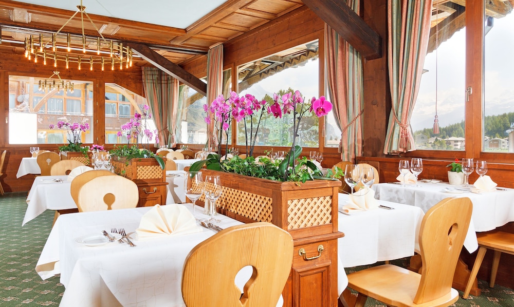 Schweizerhaus Swiss Quality Hotel 49/50