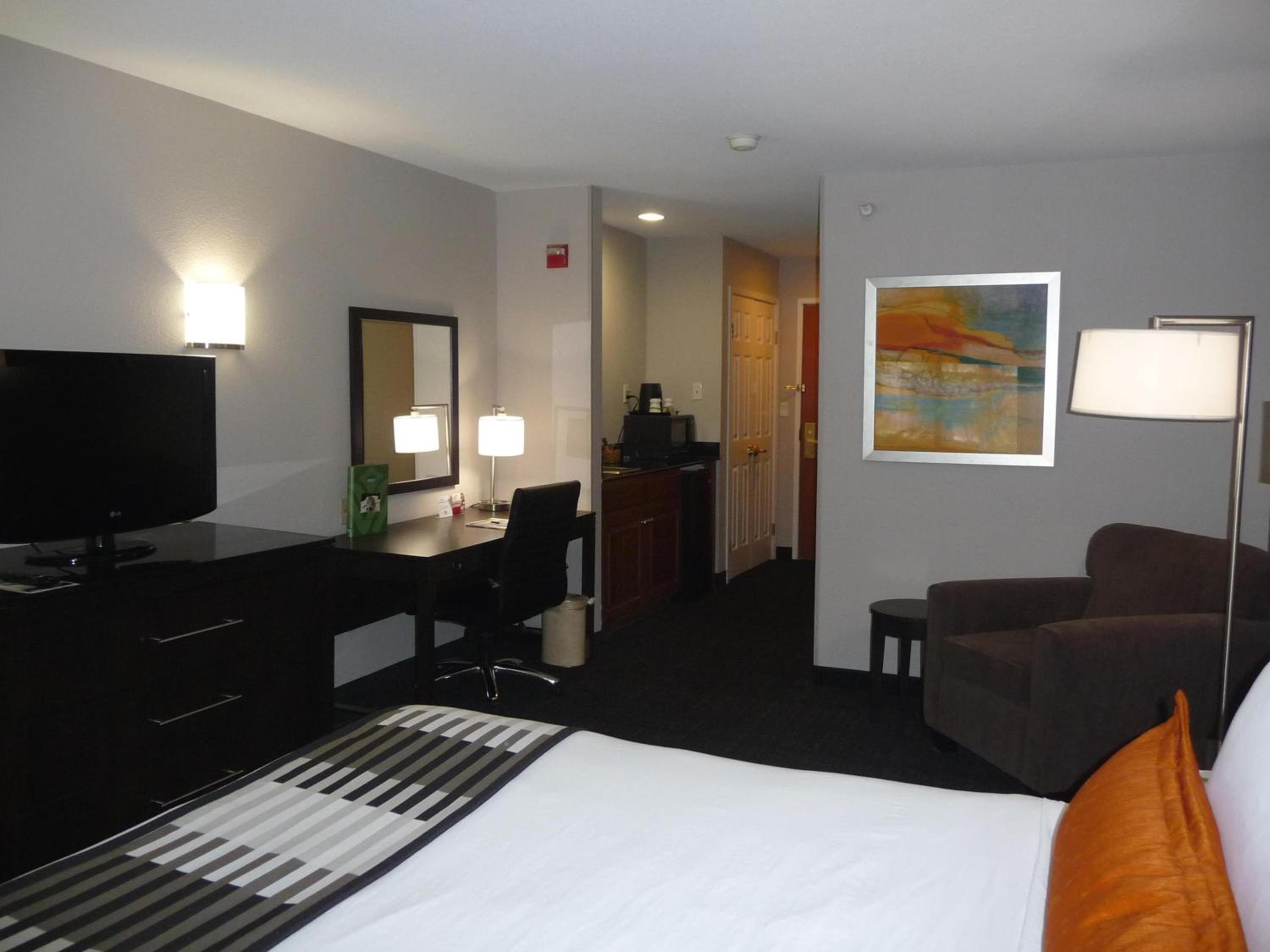 Studio, Suite, King Bed