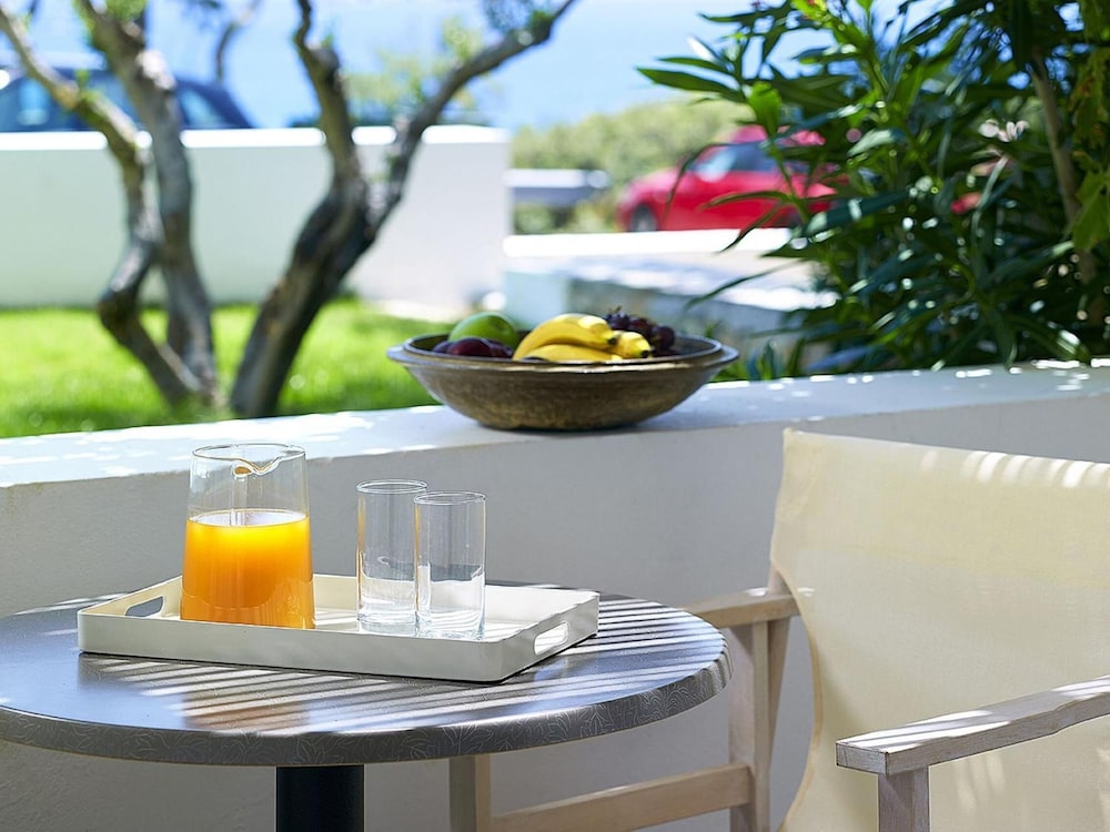 Kakkos Beach Hotel - Adults Only 33/50