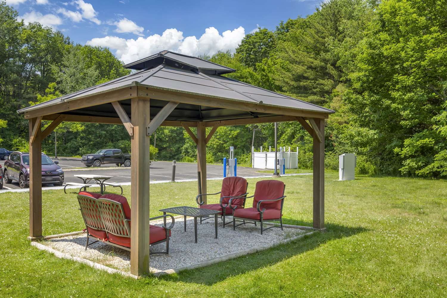 Best Western Plus Berkshire Hills Inn & Suites 40/41