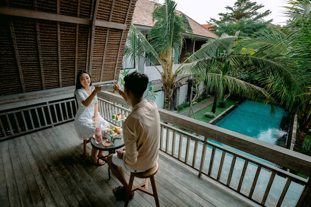 Sunrise Suite Kerobokan 24/50