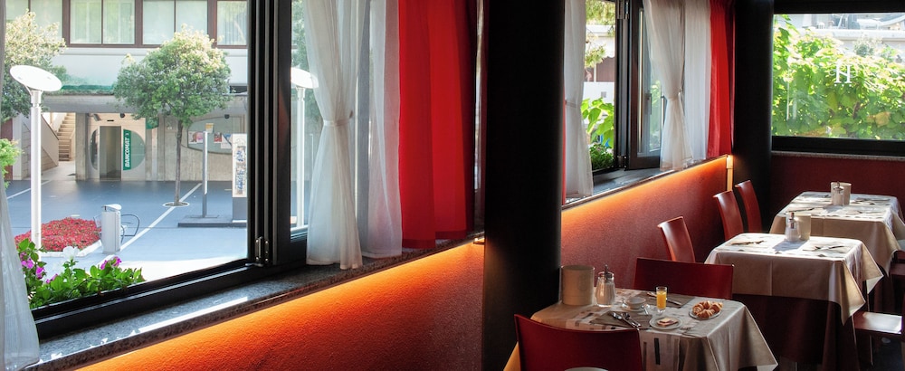 Hotel Savoia 42/62