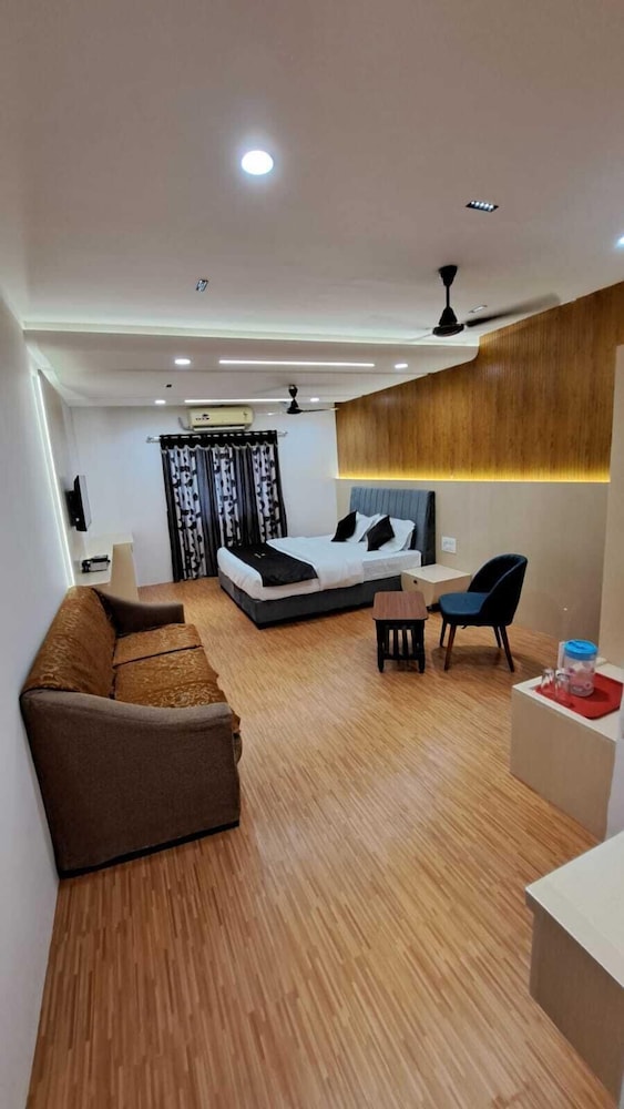 Hotel Dhruv Palace 34/47
