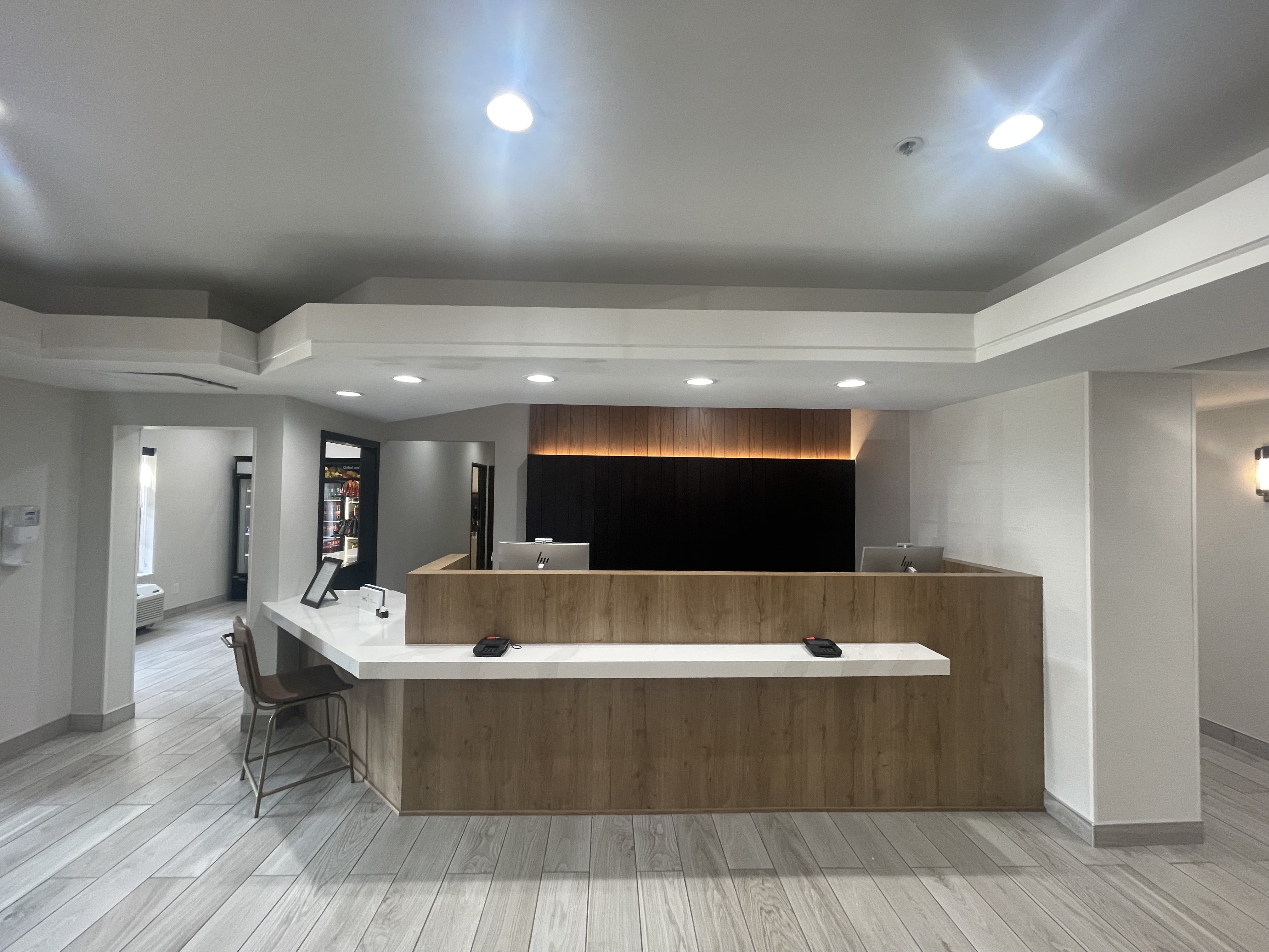 Staybridge Suites West Des Moines 8/76