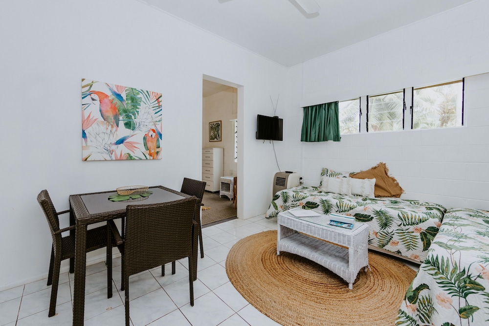 Sunrise Beach Bungalows 28/64