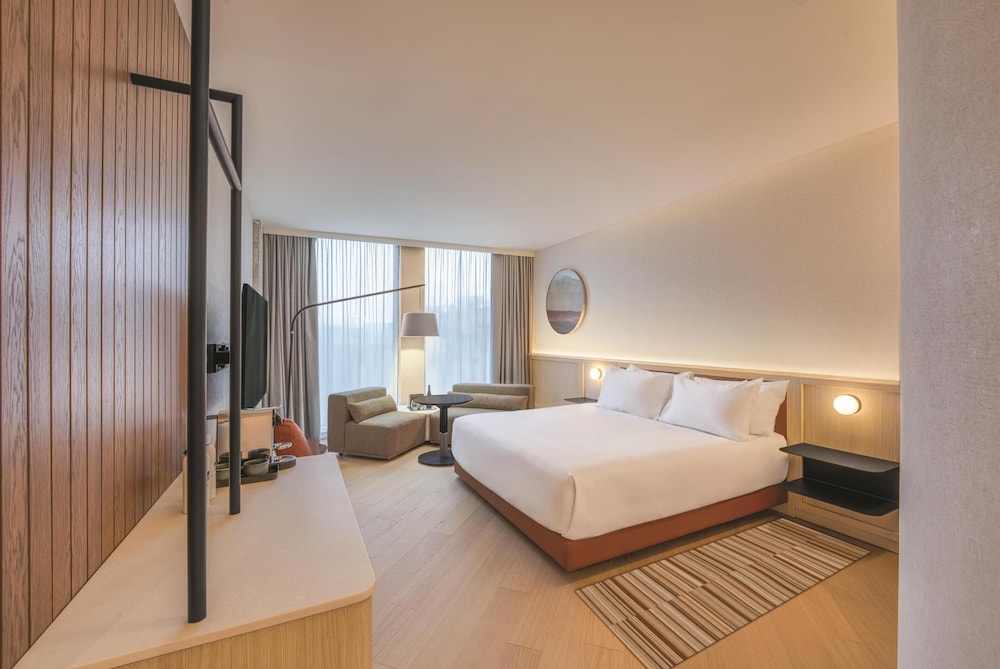 The Clayfield, in the Unbound Collection by Hyatt 10/29
