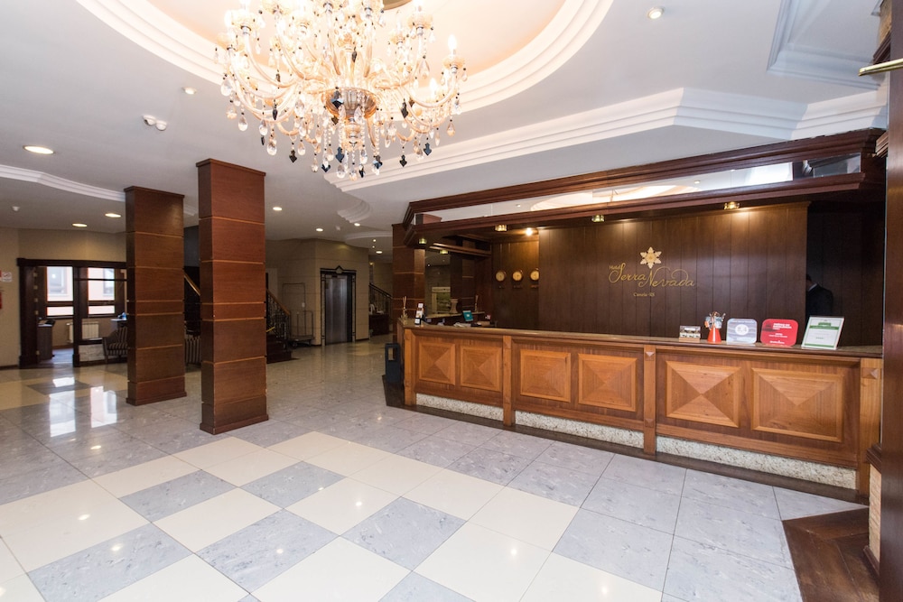 Hotel Serra Nevada 7/50