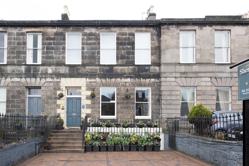 Sherwood Guest House 4/69