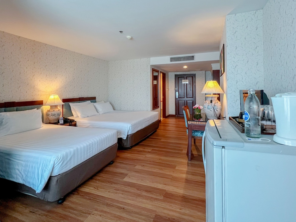 Prince Palace Hotel 14/70