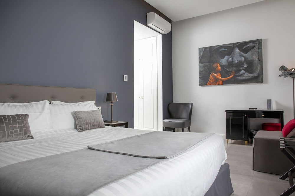 HOTEL METRO 900 5/64
