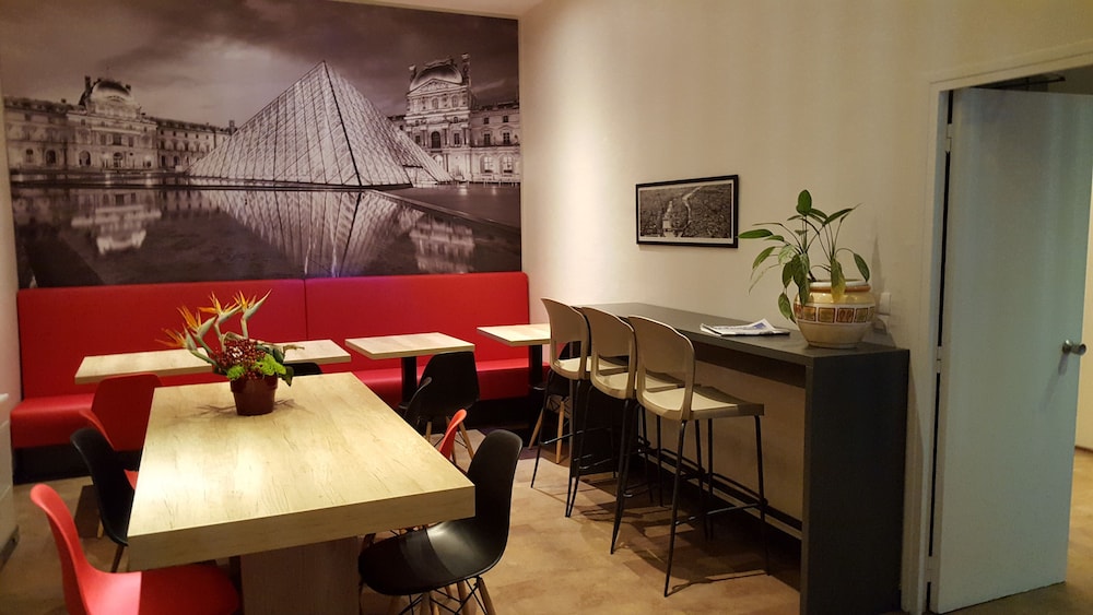 Hotel Kabanel (ex The Originals Paris Gare de l'Est Parisiana) 43/59