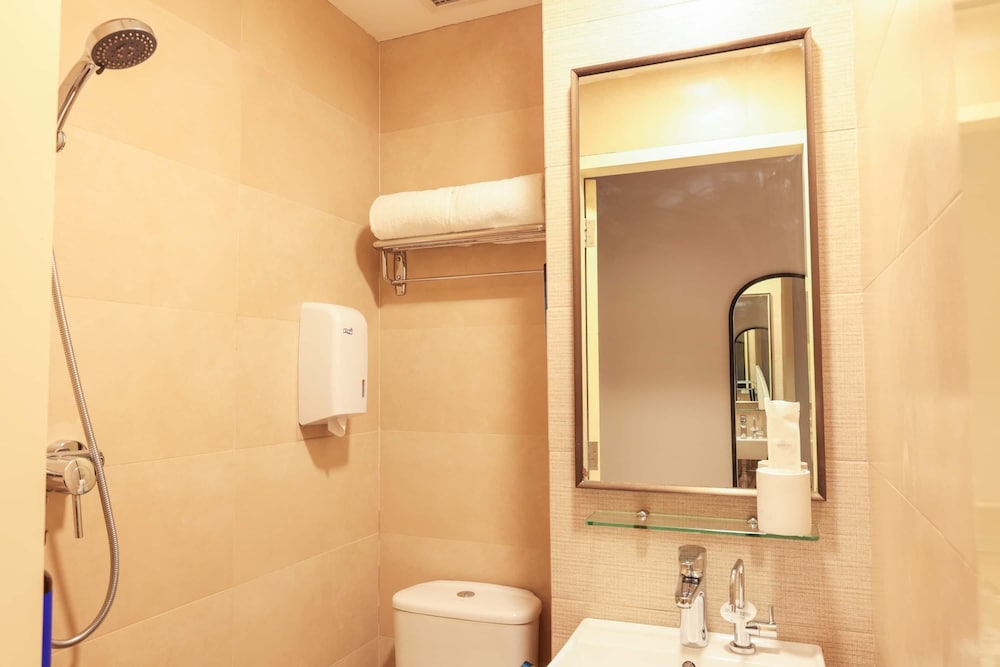 Days Inn by Wyndham Singapore Novena 43/43