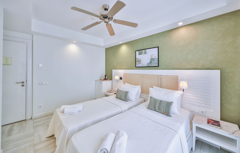 Livia Hotel 17/57