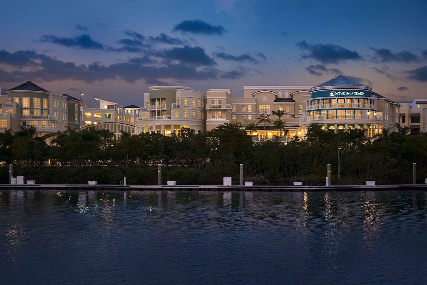 Wyndham Grand Jupiter at Harbourside Place 32/43