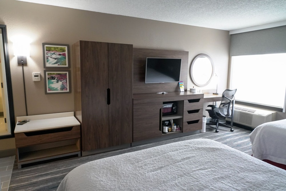 Hampton Inn Bentonville-Rogers 15/50