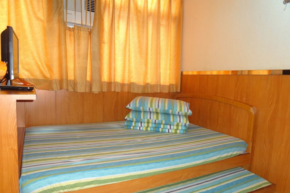 Fortune Hotel 25/34
