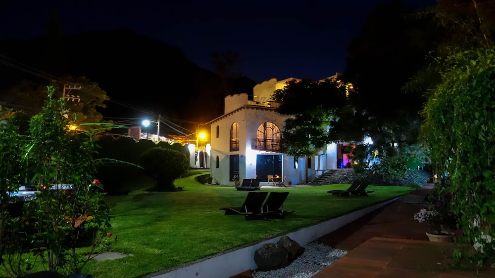 Colibri Hotel B&B 34/39