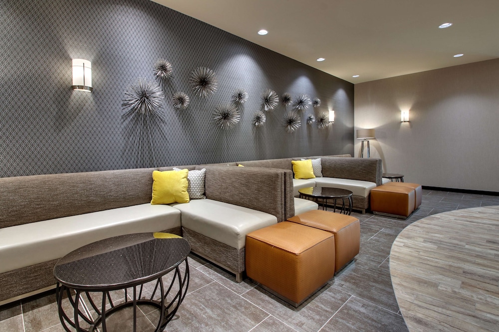 Drury Plaza Hotel Cape Girardeau Conference Center 26/50