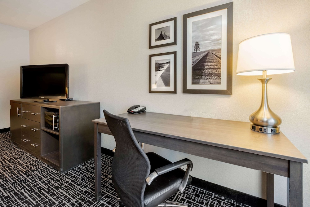 La Quinta Inn And Suites By Wyndham Pocatello 43/48