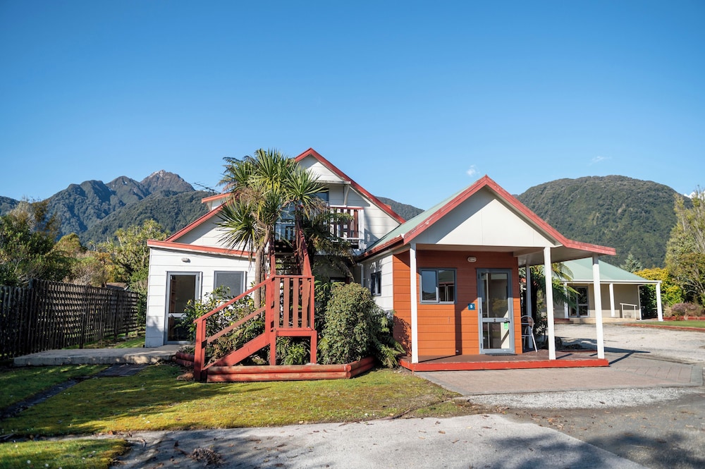 Franz Josef Top 10 Holiday Park 5/75