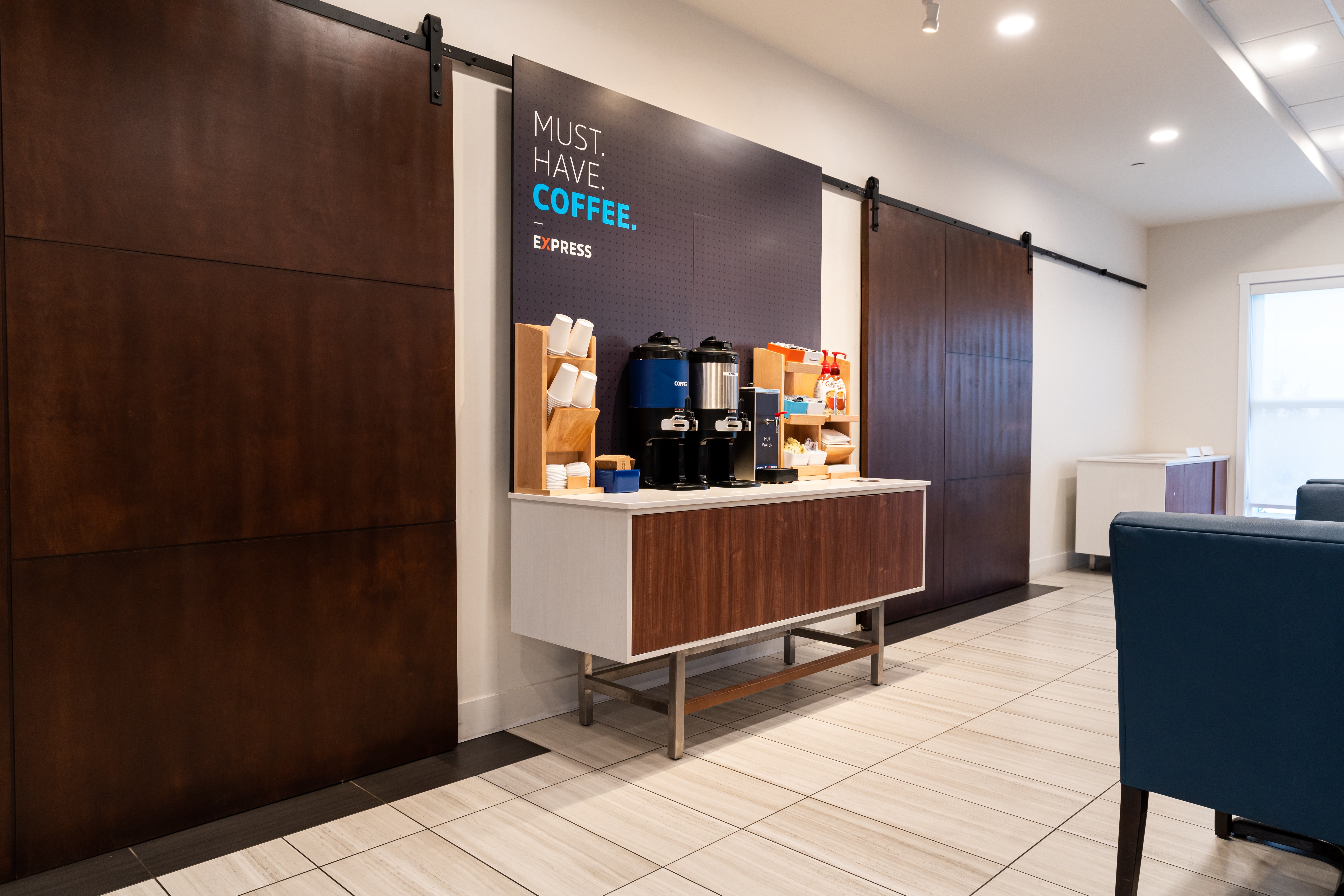 Holiday Inn Express And Suites Edmonton Sw Windermere 14/78