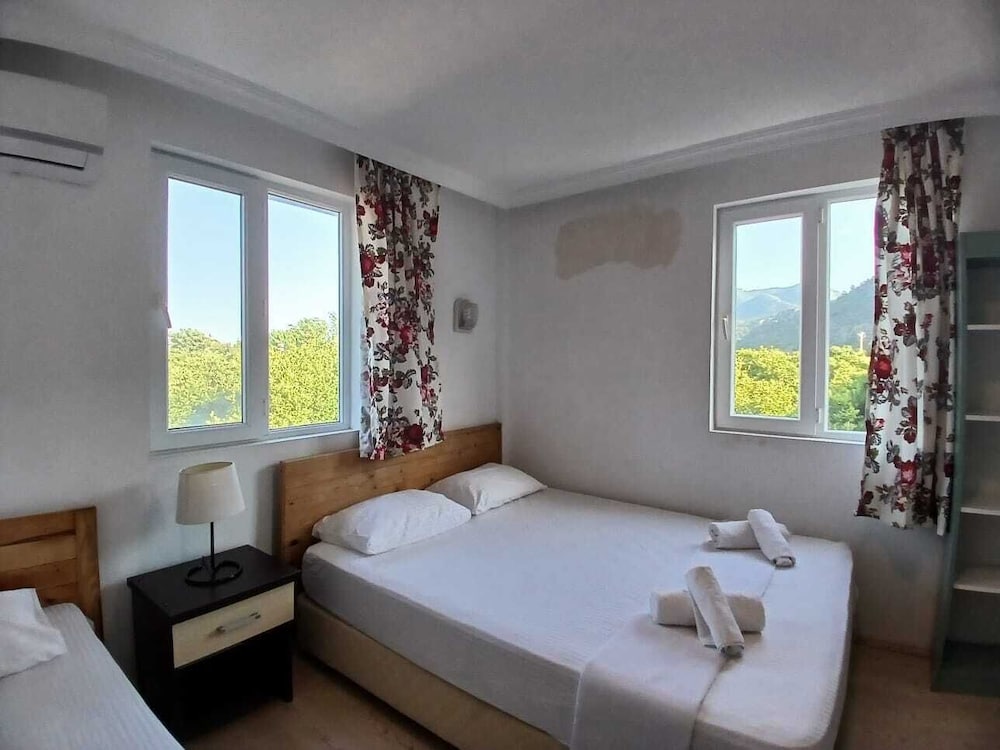 Cirali Flora Pension 7/50