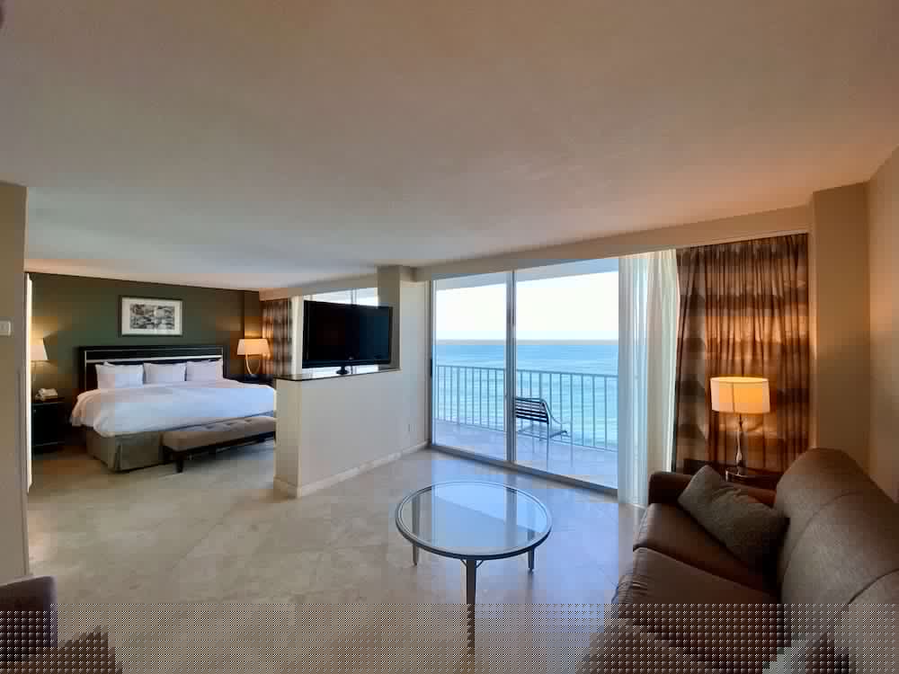 Radisson Suite Hotel Oceanfront 30/64