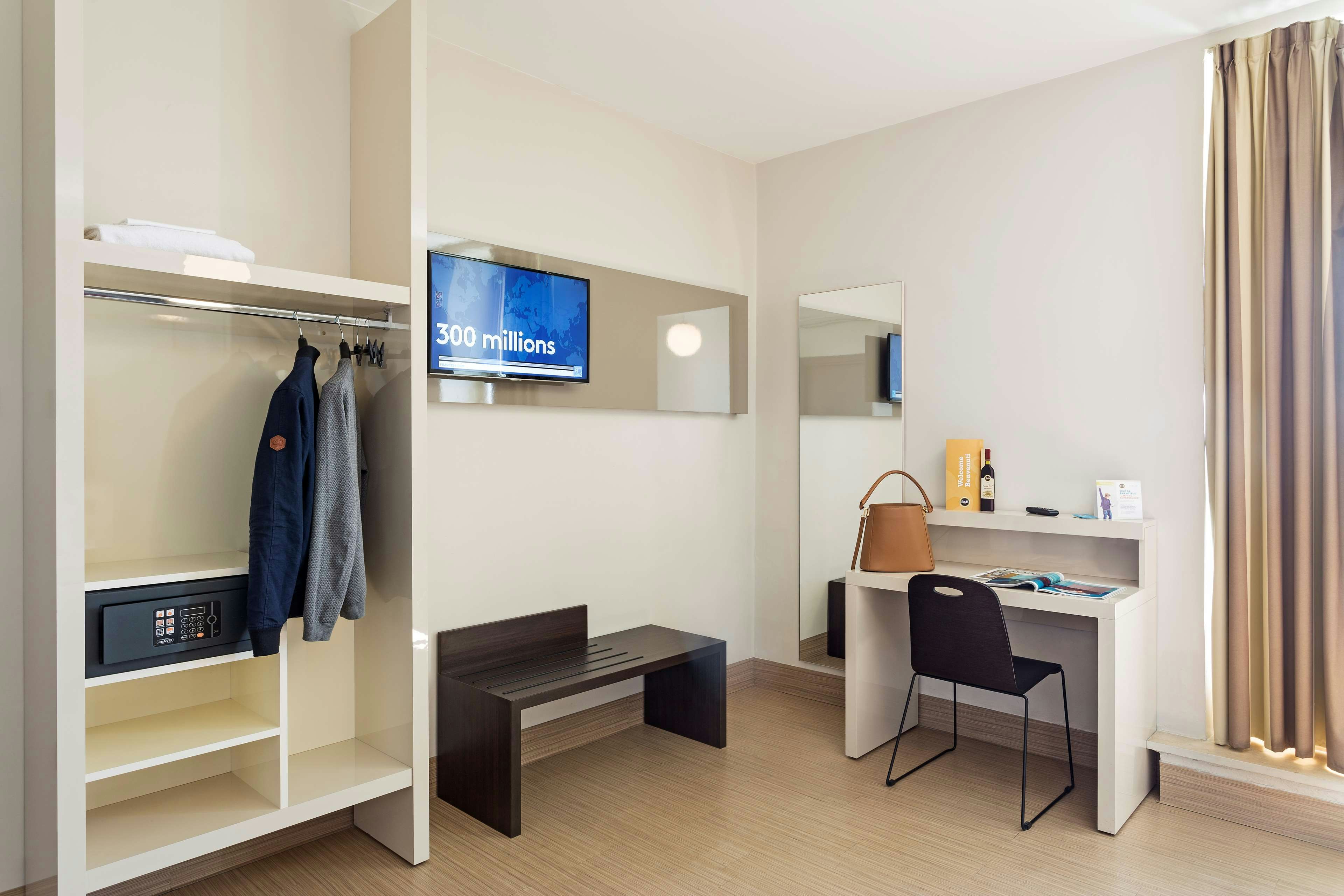 B&B Hotel Napoli 44/60