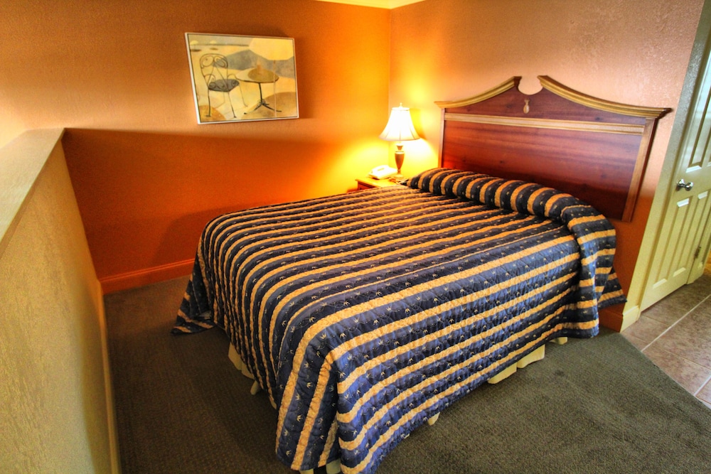 Innseason Resorts Harborwalk 22/50