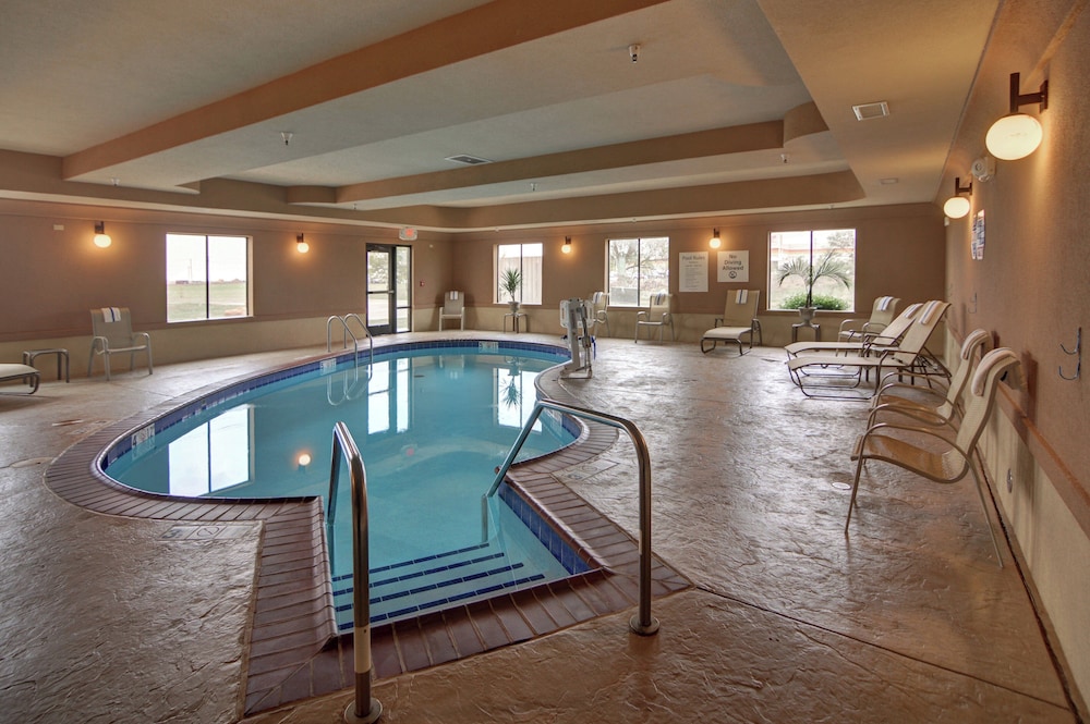 Holiday Inn Express Hotel And Suites Altus 39/69