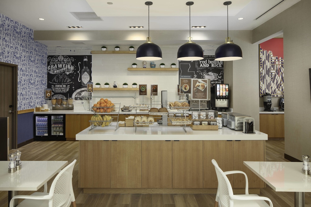 Springhill Suites New Orleans Downtown Canal Street 43/52